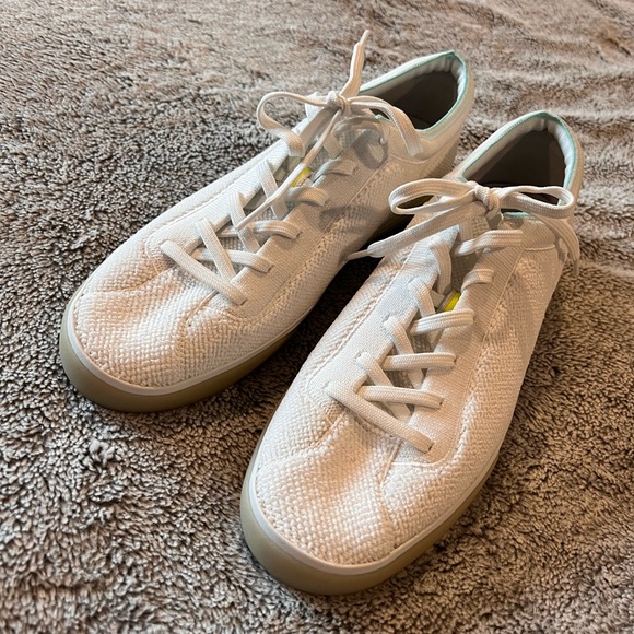 NWT! Retired Rothy’s lace up sneakers - size 13 - Picture 4 of 4